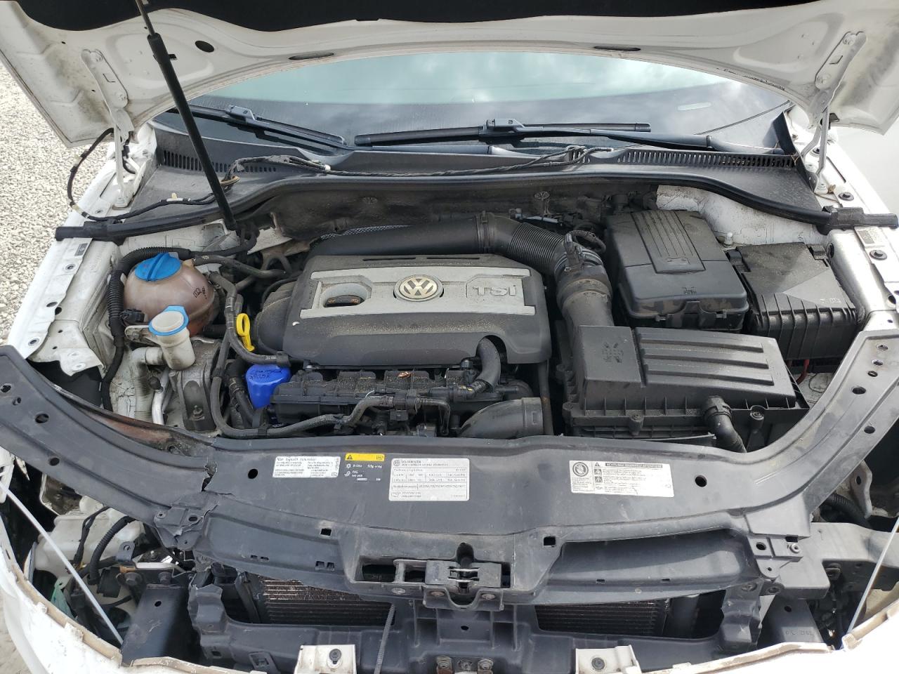 2014 Volkswagen Eos Komfort VIN: WVWBW8AH5EV000130 Lot: 85307075