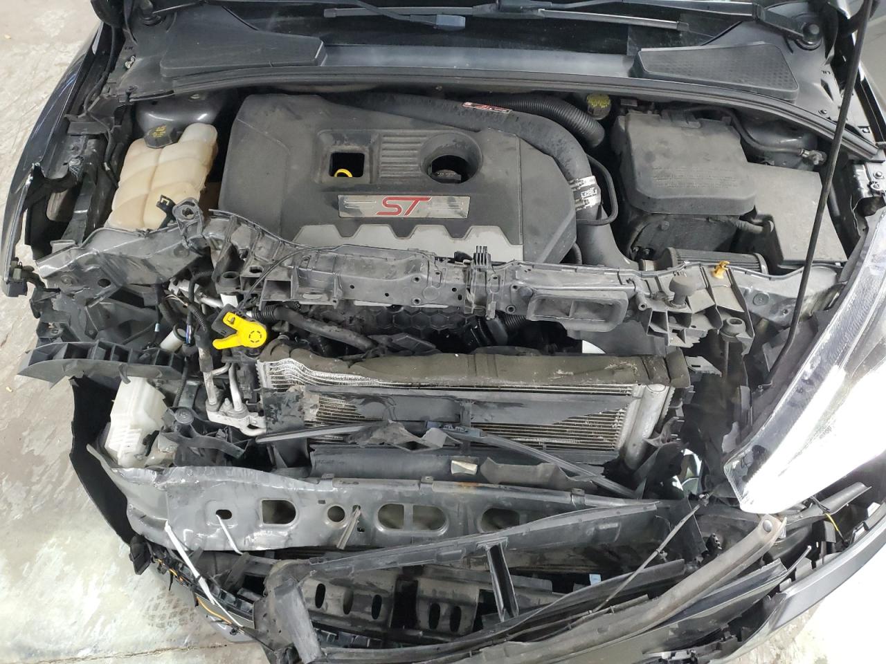 2016 Ford Focus St VIN: 1FADP3L99GL357989 Lot: 85961405