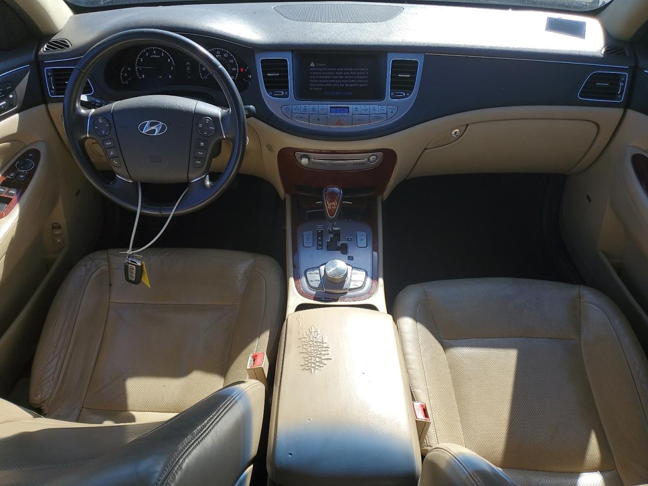 2012 Hyundai Genesis 3.8L VIN: KMHGC4DD9CU194661 Lot: 84554205