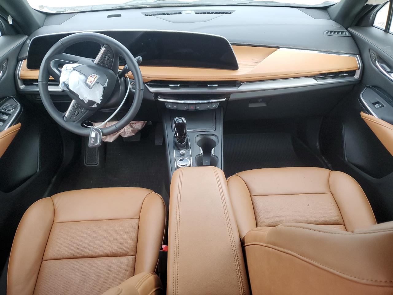 2024 Cadillac Xt4 Premium Luxury VIN: 1GYFZCR47RF187586 Lot: 81956125