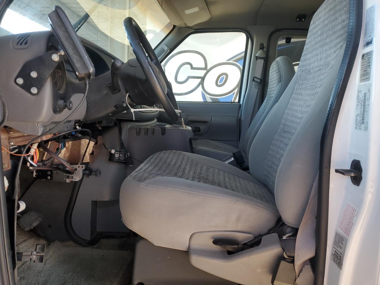 2001 Ford Econoline E150 Wagon VIN: 1FMRE11L61HA97209 Lot: 89450485