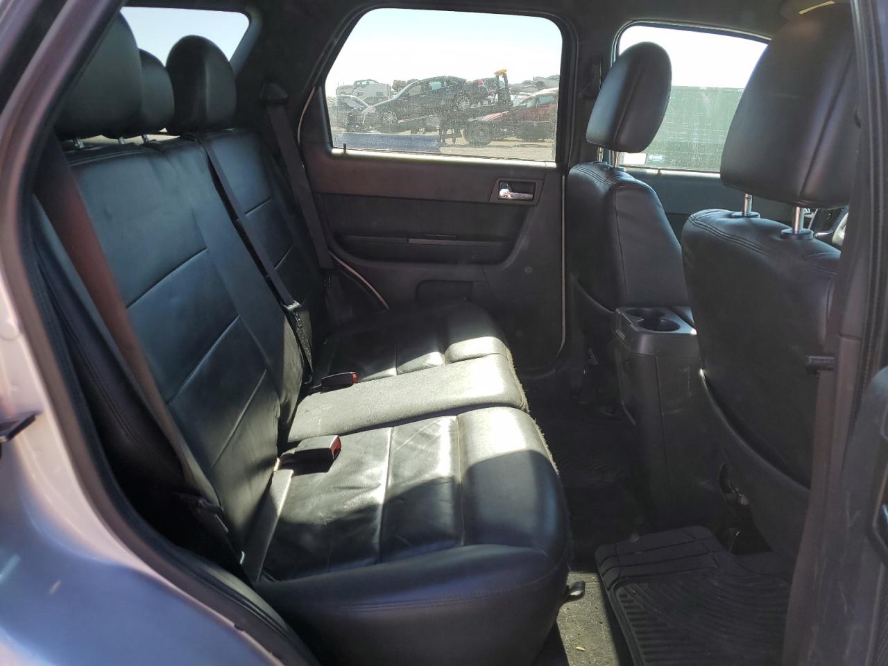 2010 Ford Escape Limited VIN: 1FMCU9EG4AKC13370 Lot: 87477385