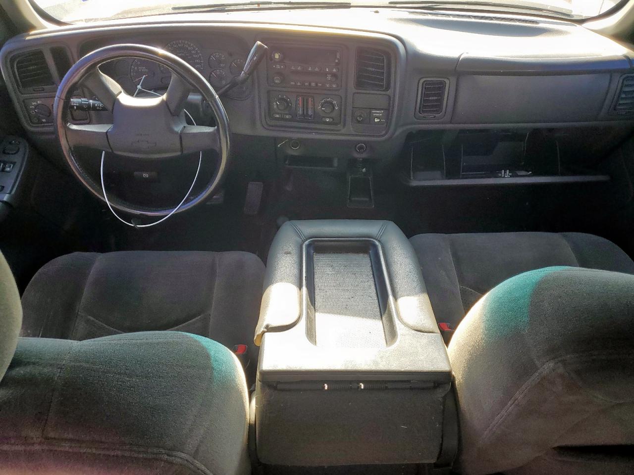 2004 Chevrolet Silverado K1500 VIN: 2GCEK19T041255440 Lot: 86186355