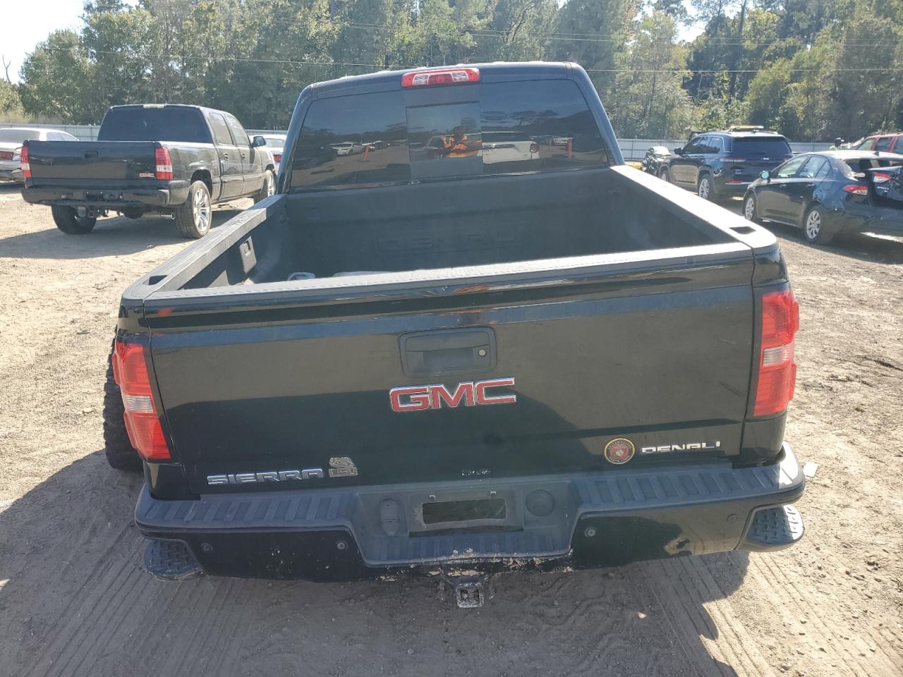 2015 GMC Sierra K1500 Denali VIN: 3GTU2WEJ2FG368717 Lot: 87314105