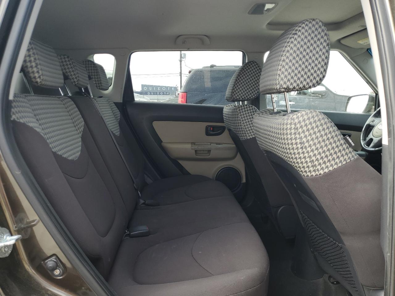 2010 Kia Soul + VIN: KNDJT2A28A7049317 Lot: 85653765