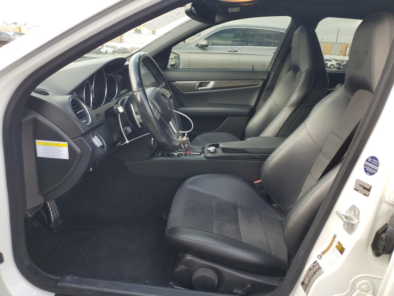 2013 Mercedes-Benz C 63 Amg VIN: WDDGF7HB1DA869188 Lot: 82447485