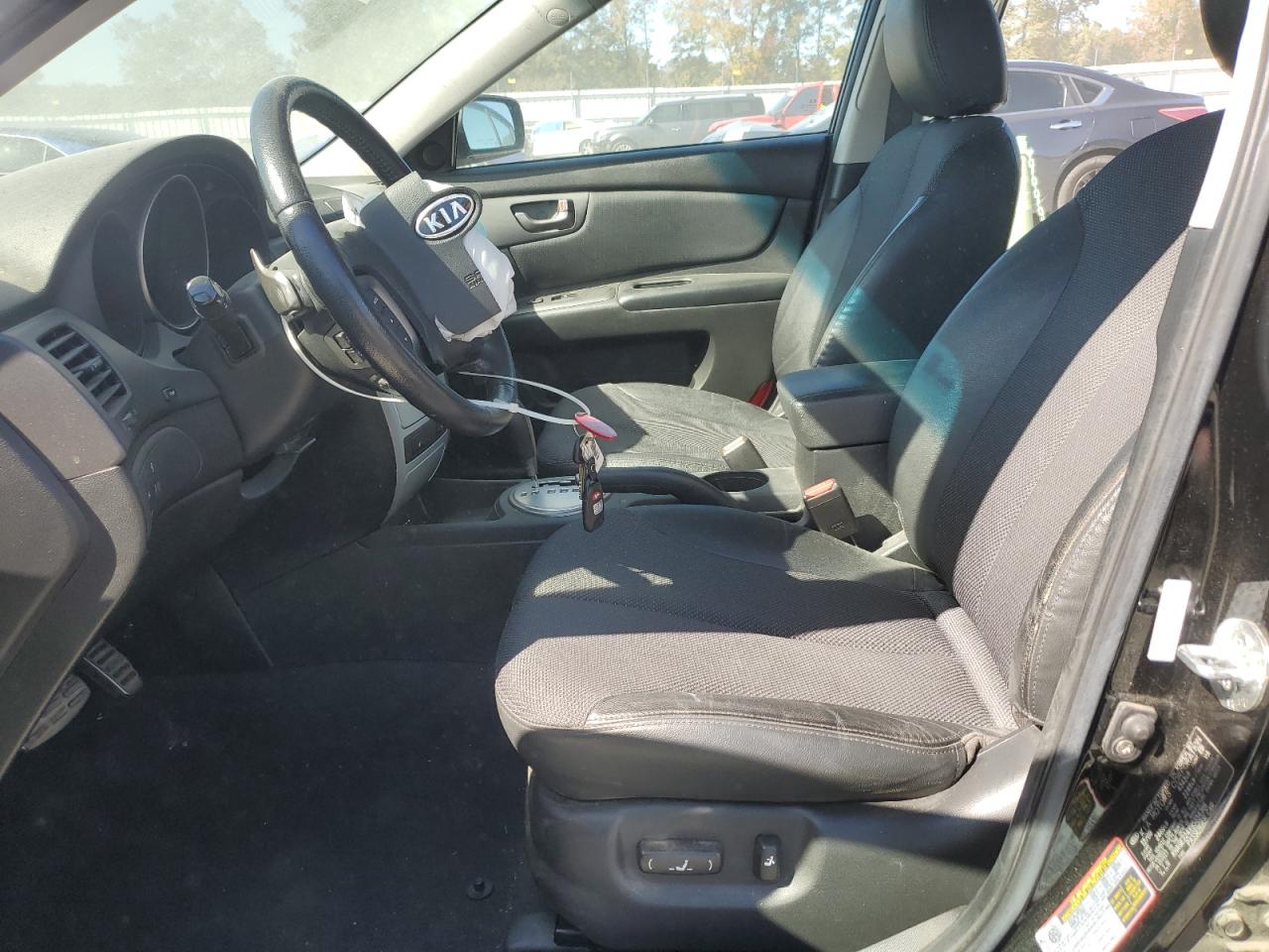 2009 Kia Optima Lx VIN: KNAGE224X95334366 Lot: 82583005