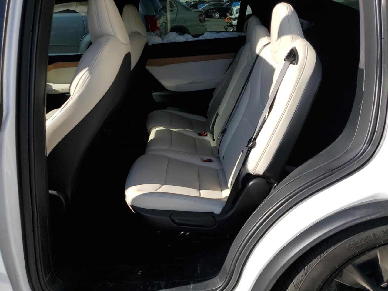 2020 Tesla Model X VIN: 5YJXCAE2XLF228938 Lot: 82576125