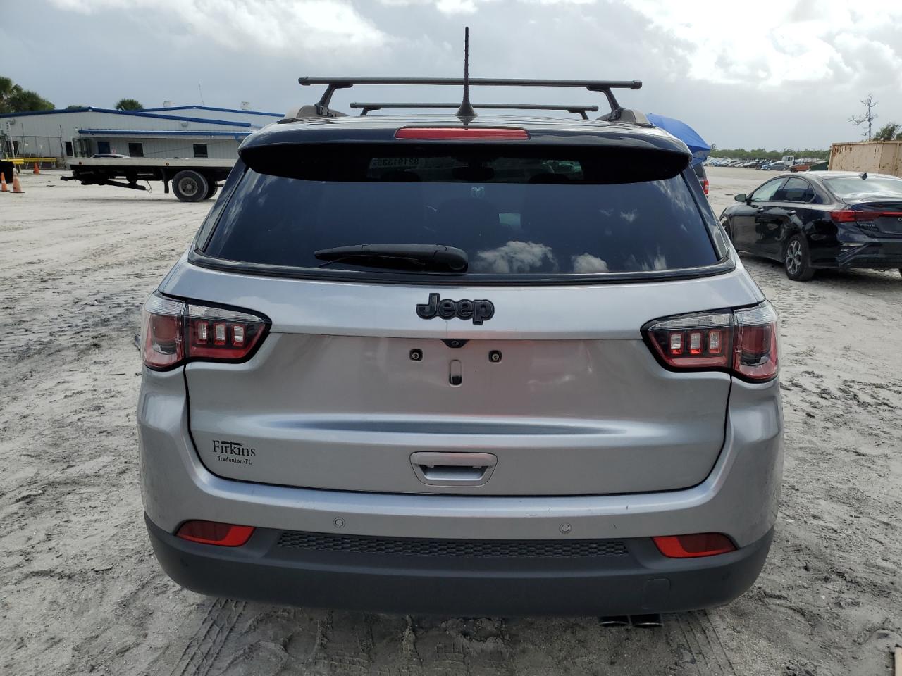 2019 Jeep Compass Latitude VIN: 3C4NJCBB6KT667695 Lot: 82191335