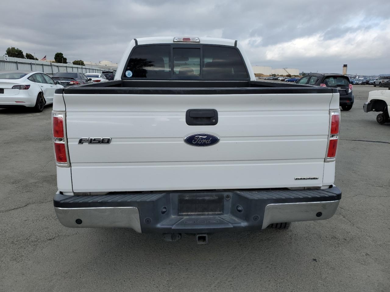 2014 Ford F150 Super Cab VIN: 1FTFX1EF8EKD26682 Lot: 85926825