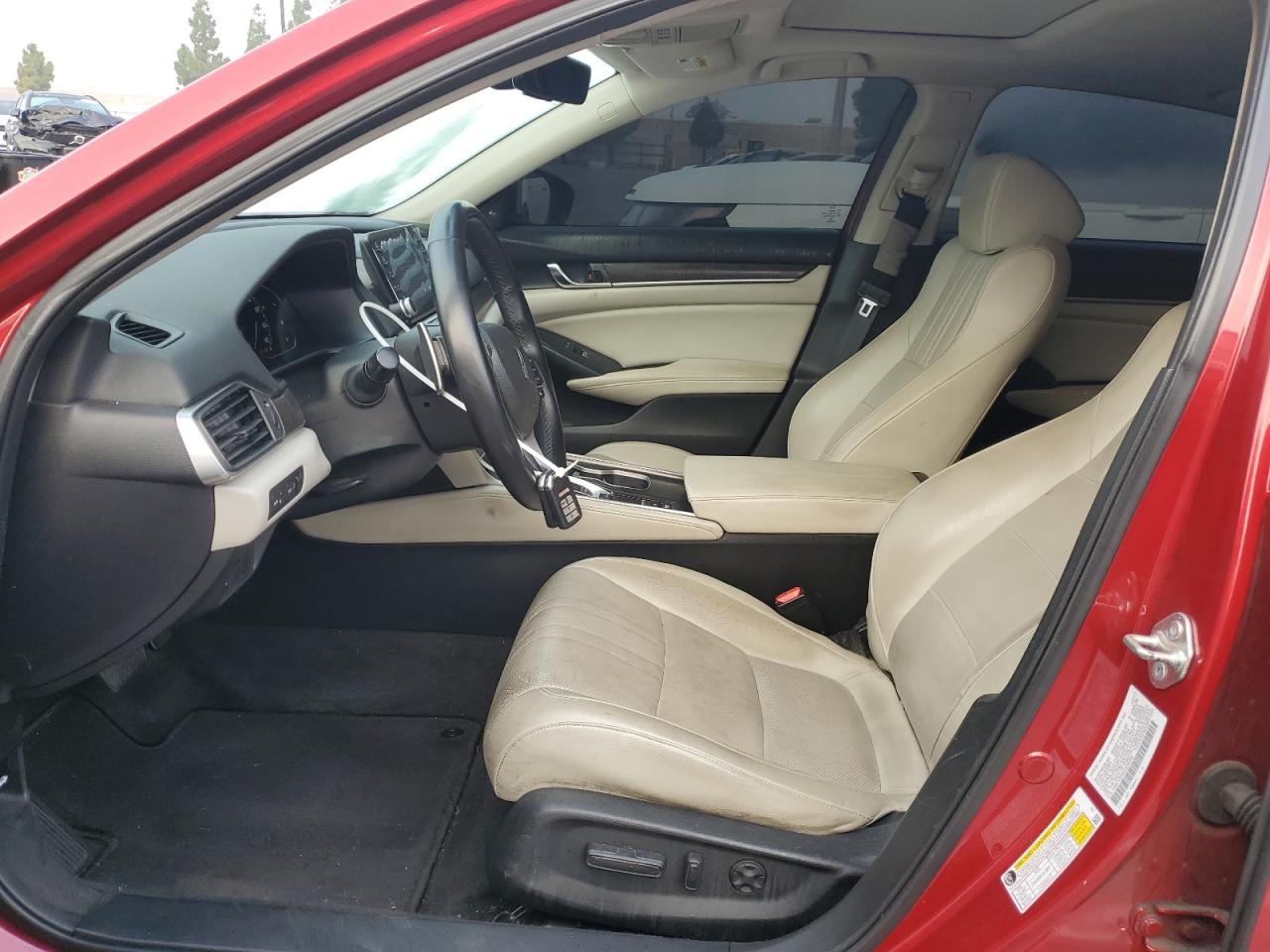 2018 Honda Accord Touring VIN: 1HGCV2F95JA005935 Lot: 85197565