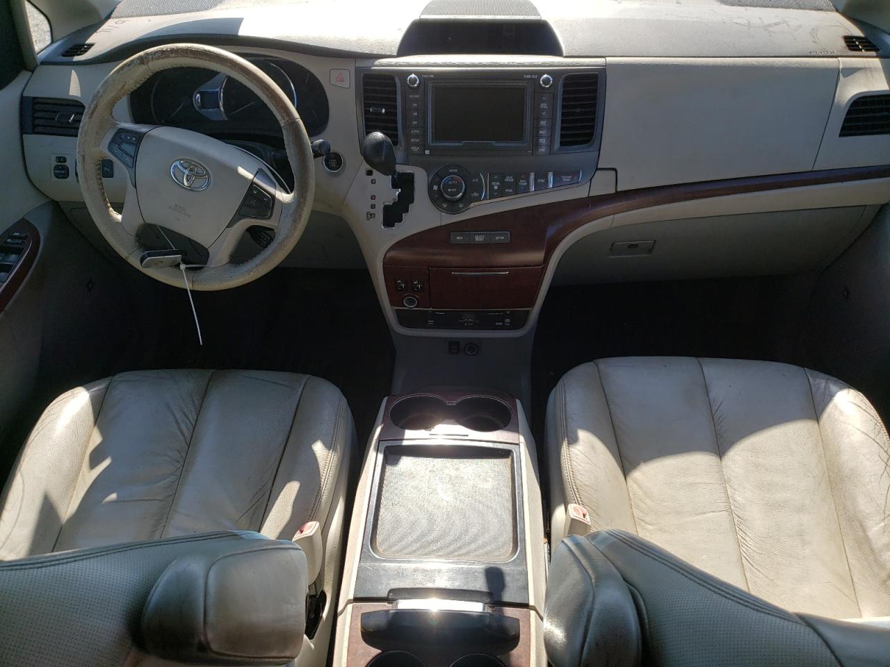 2011 Toyota Sienna Xle VIN: 5TDDK3DC0BS002705 Lot: 87119815
