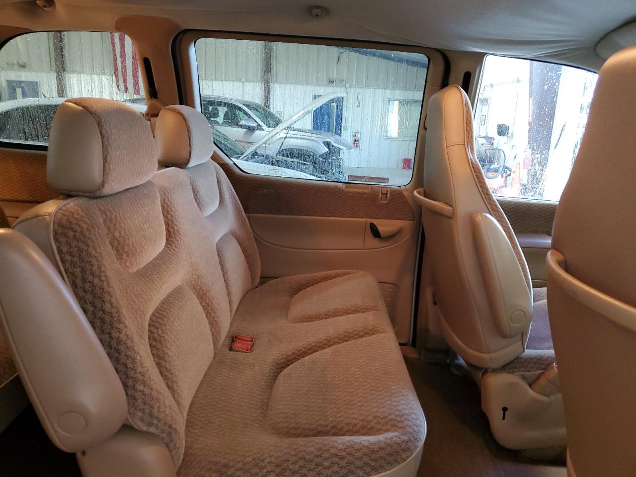 2000 Dodge Caravan Se VIN: 2B4GP45G0YR795752 Lot: 85316445