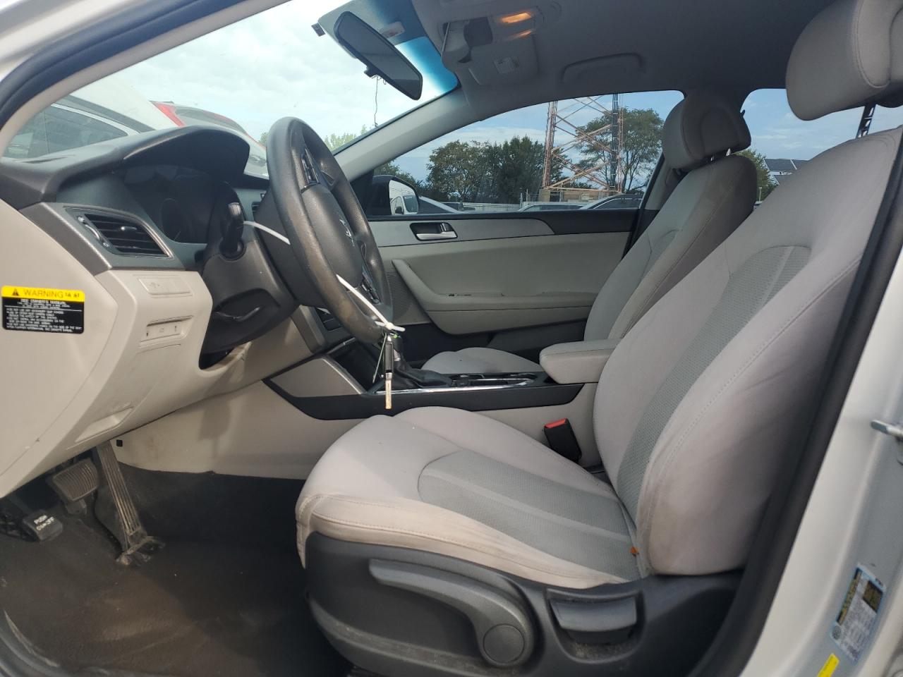 2017 Hyundai Sonata Se VIN: 5NPE24AF2HH520550 Lot: 85594225