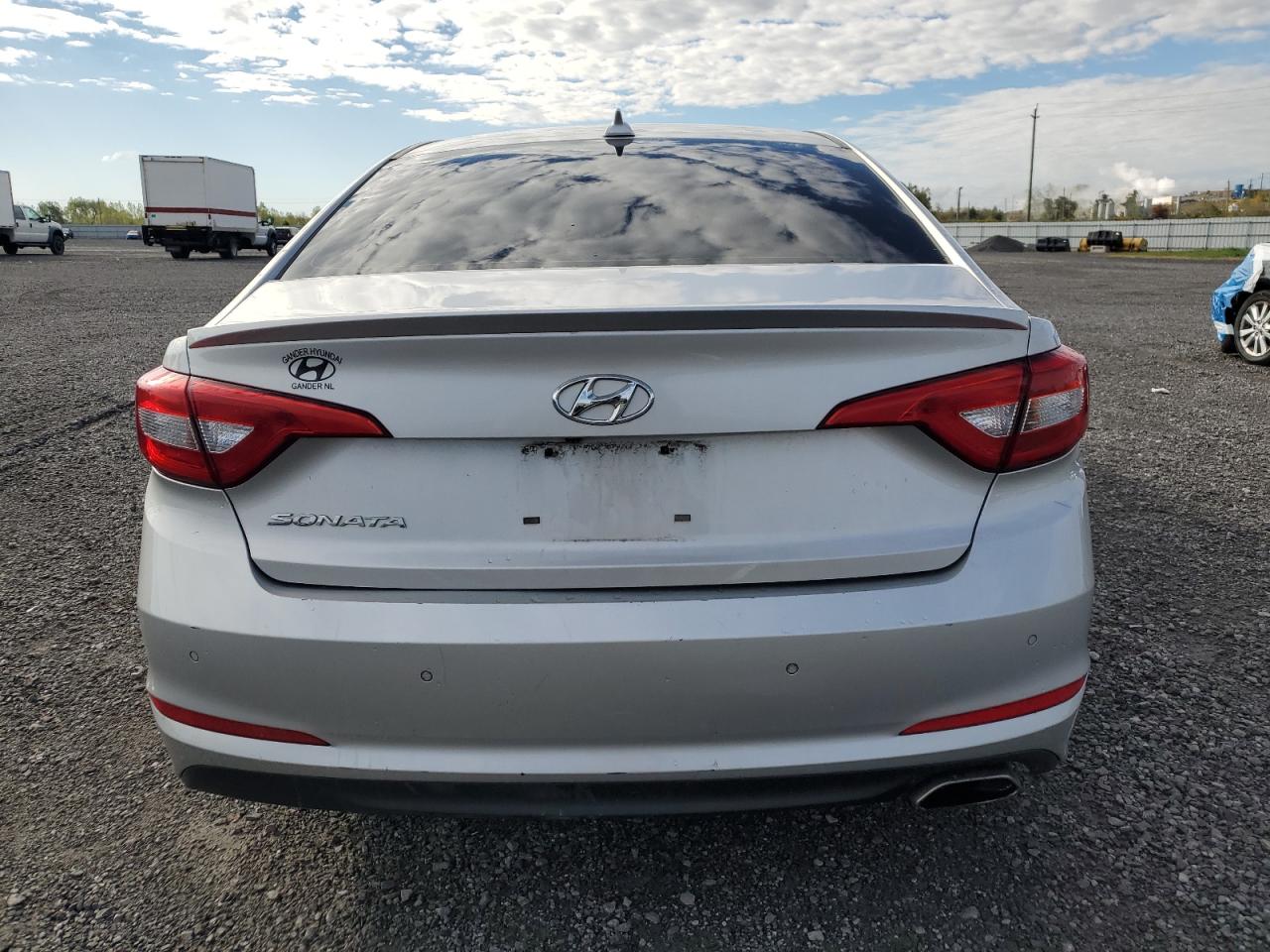 2015 Hyundai Sonata Se VIN: 5NPE24AF2FH026640 Lot: 81028835