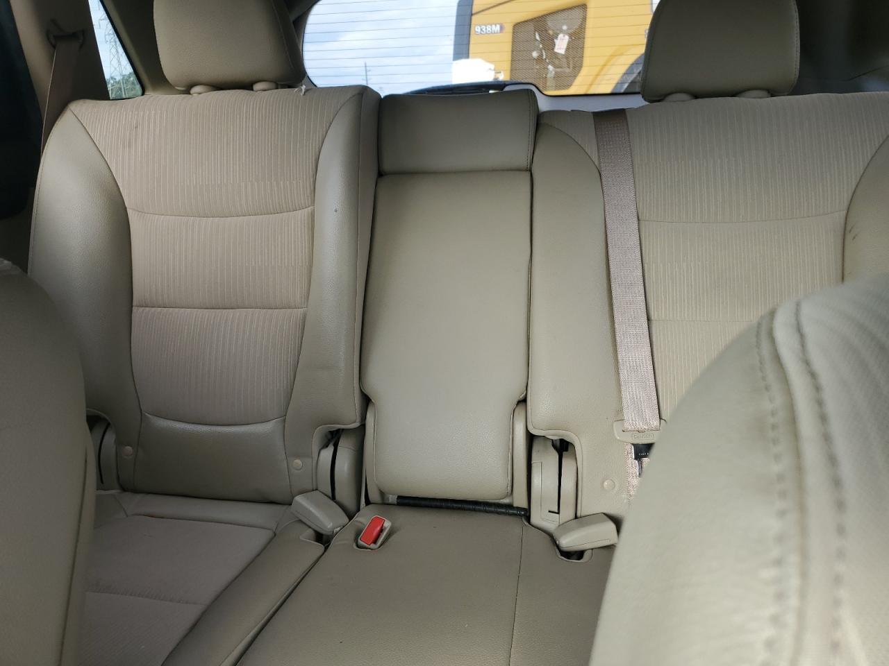 2011 Kia Sorento Ex VIN: 5XYKUDA20BG003269 Lot: 84738595