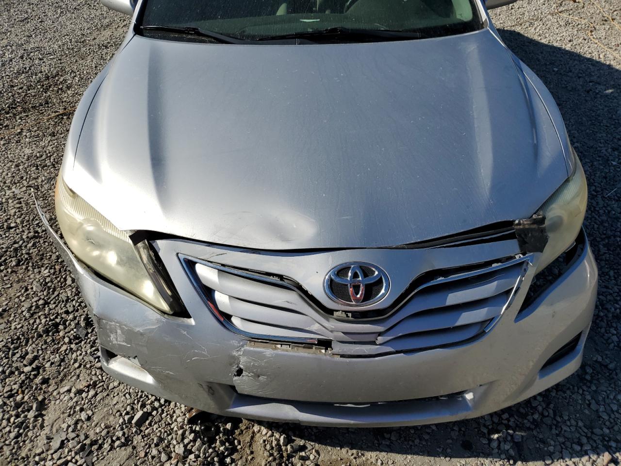 2010 Toyota Camry Base VIN: 4T1BF3EK2AU028780 Lot: 82695265