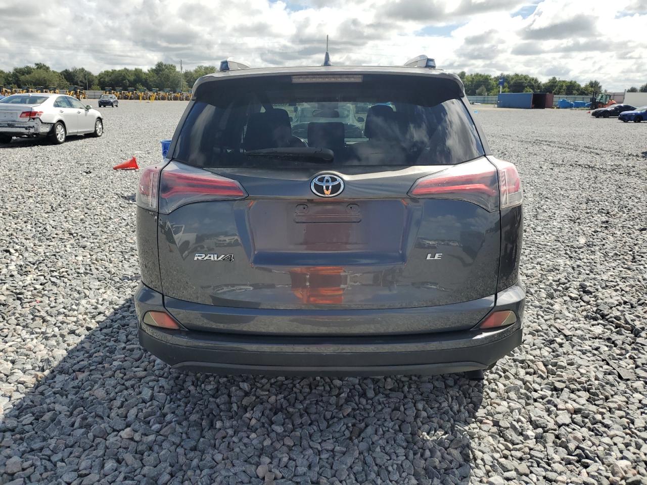 2017 Toyota Rav4 Le VIN: JTMZFREV4HJ710930 Lot: 85124665
