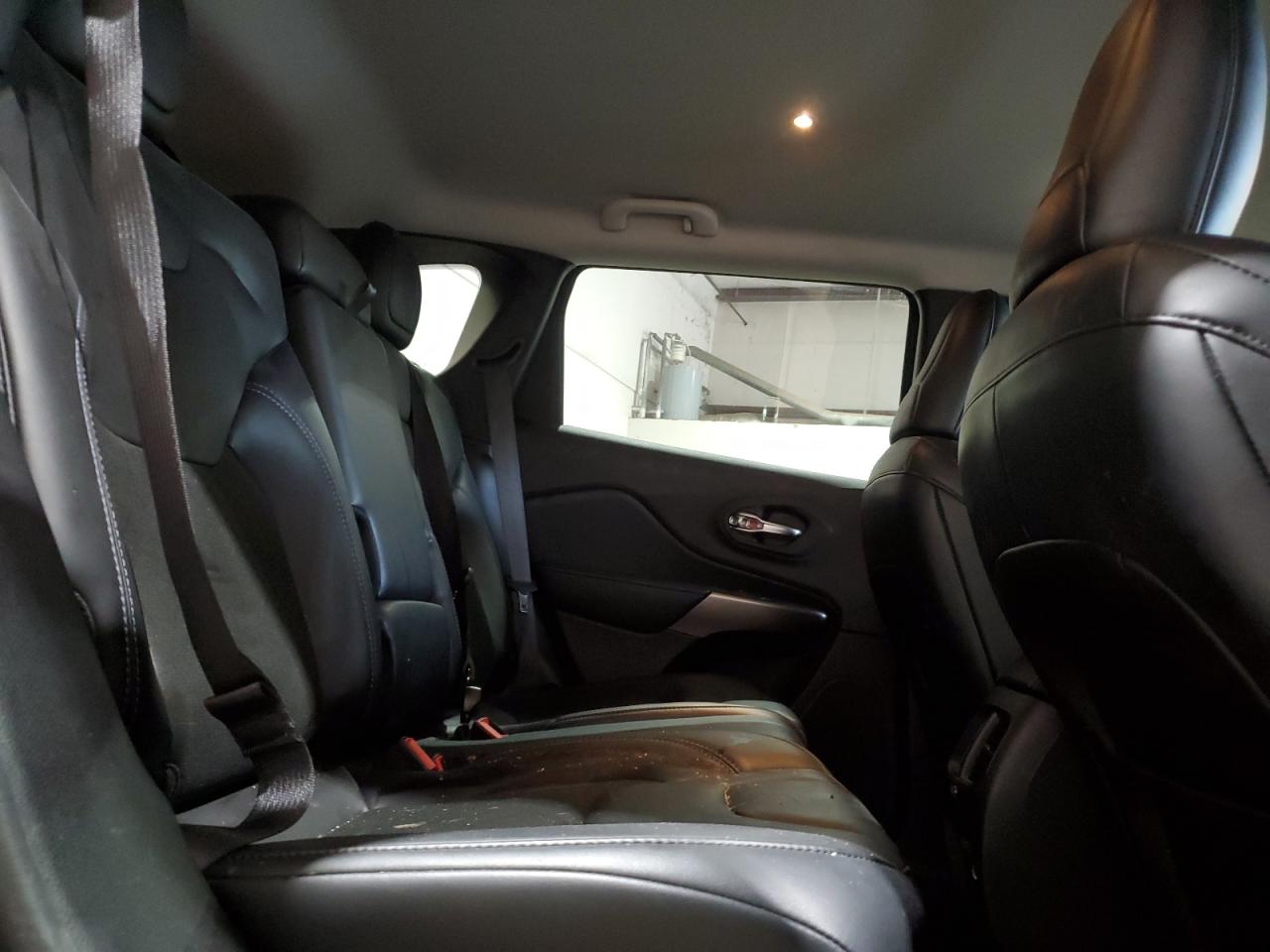 2020 Jeep Cherokee Latitude Plus VIN: 1C4PJLLB8LD631974 Lot: 86841775