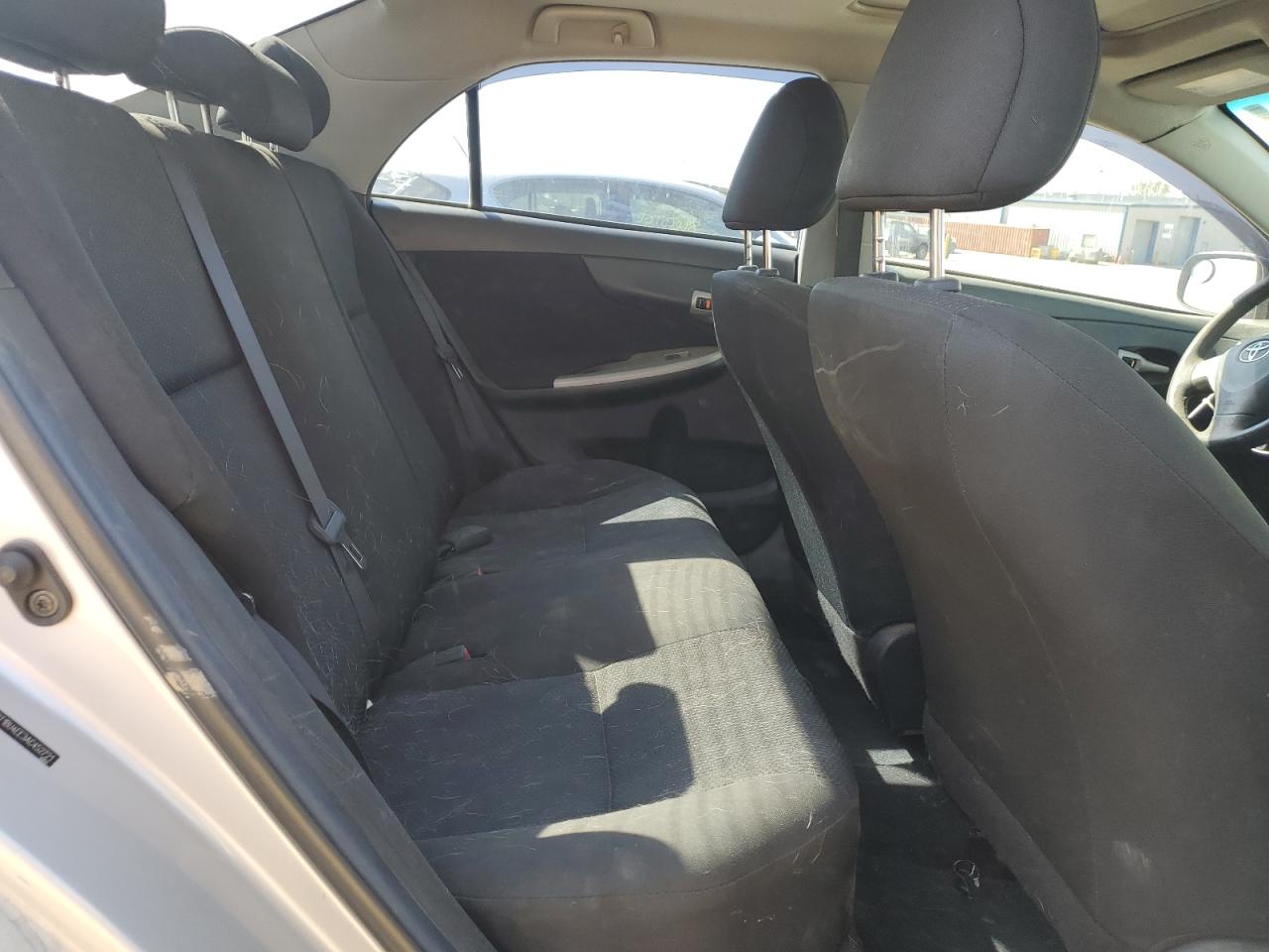 2010 Toyota Corolla Base VIN: 2T1BU4EE3AC452721 Lot: 85090865