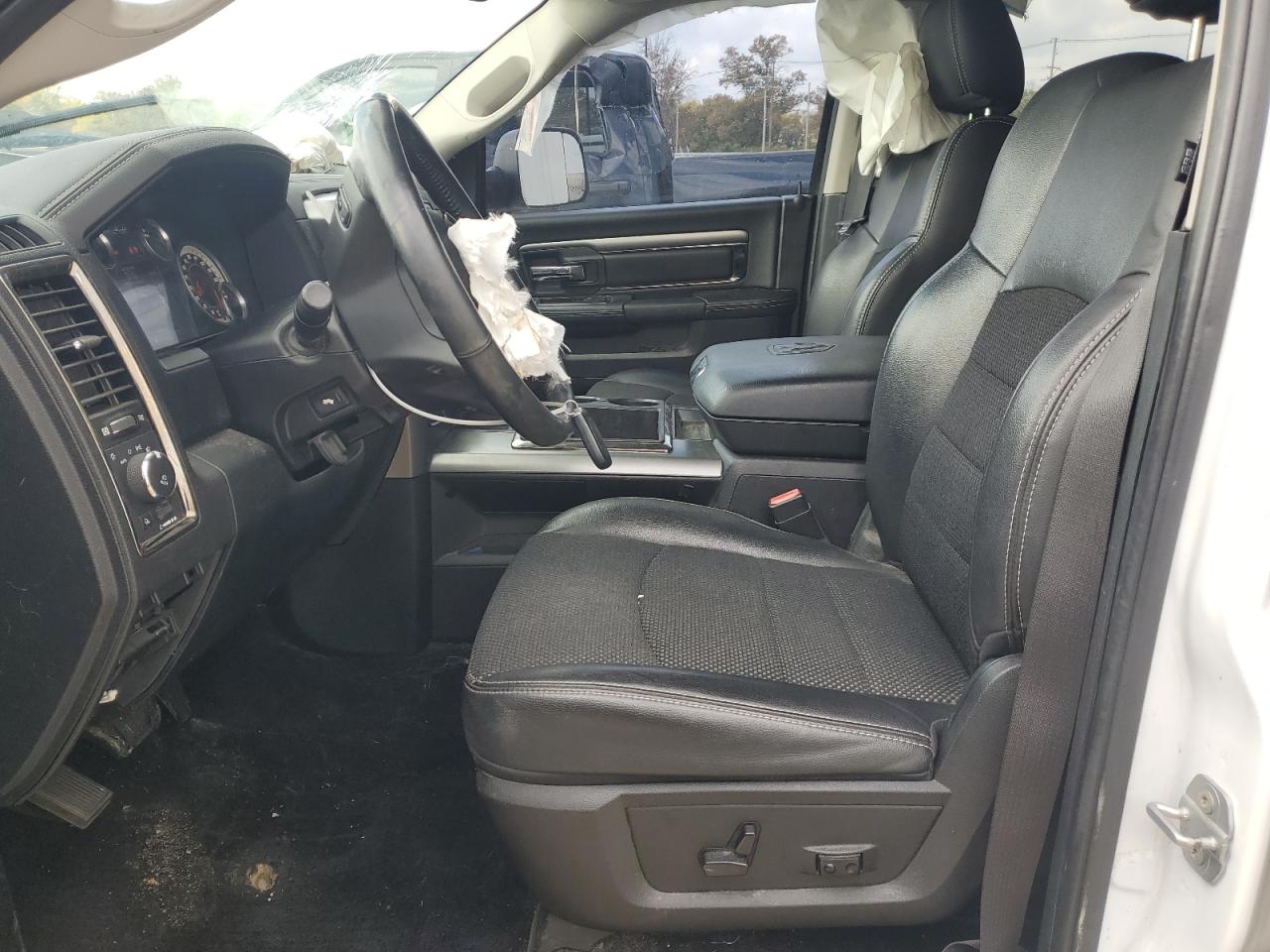 2015 Ram 1500 Sport VIN: 1C6RR7MTXFS627917 Lot: 90330515