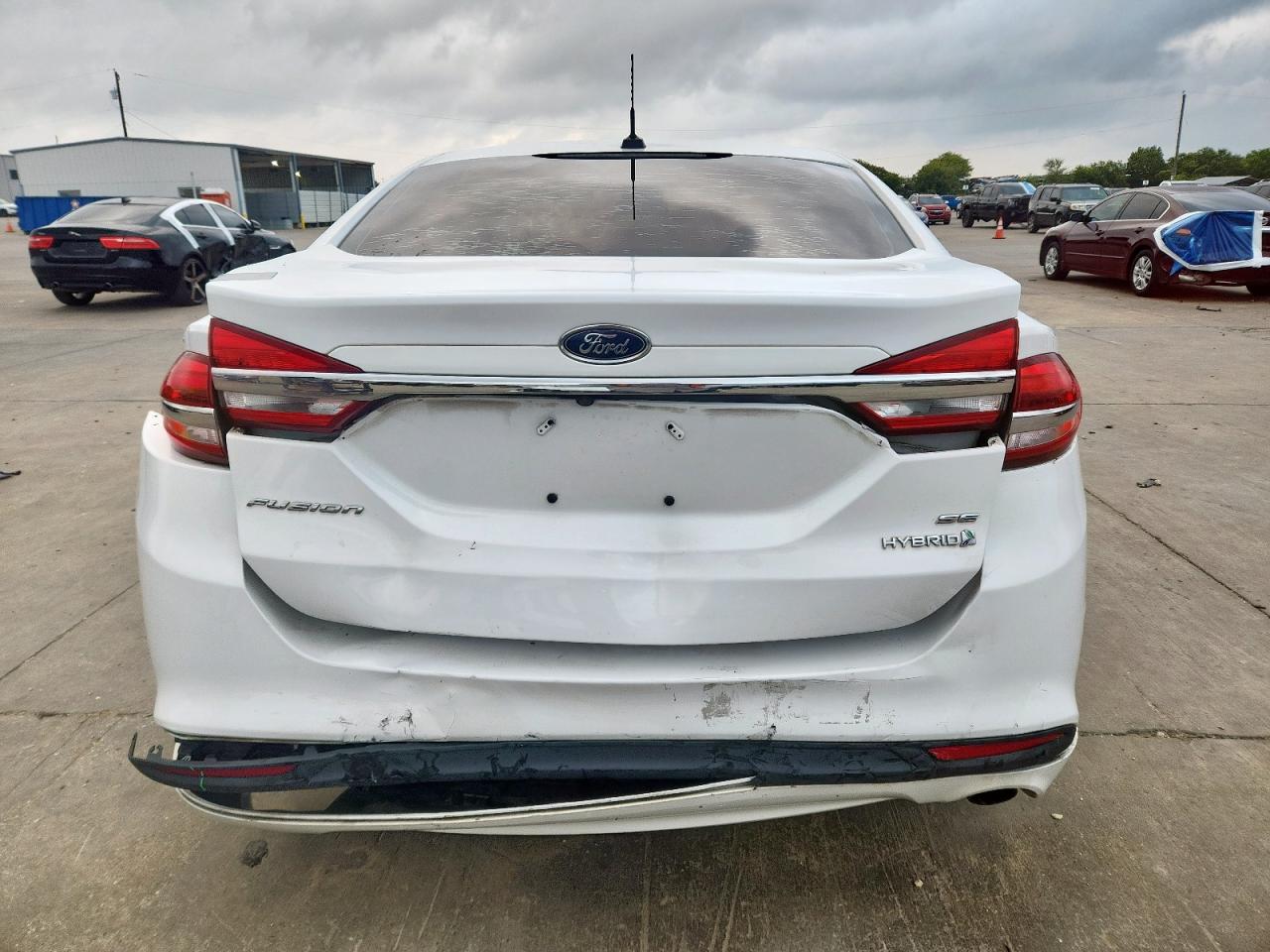2017 Ford Fusion Se Hybrid VIN: 3FA6P0LU8HR306840 Lot: 90268565