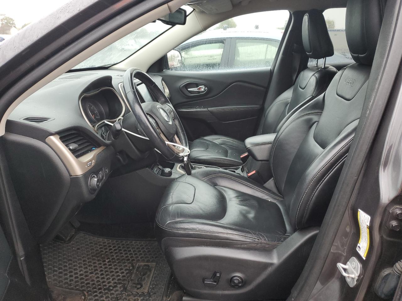 2015 Jeep Cherokee Latitude VIN: 1C4PJMCS3FW625403 Lot: 86539725