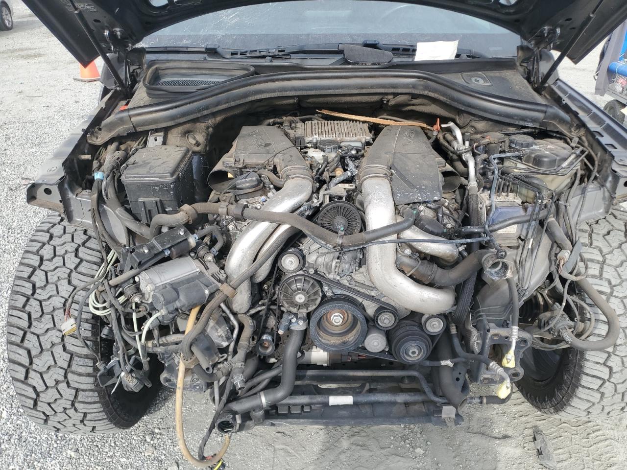 Фото: 4JGDF7DEXHA774174