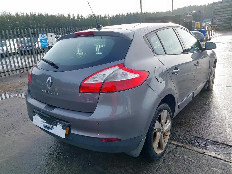 2013 RENAULT MEGANE 1.5 DCI 110 DYNAMIQUE TOMTOM 5DR