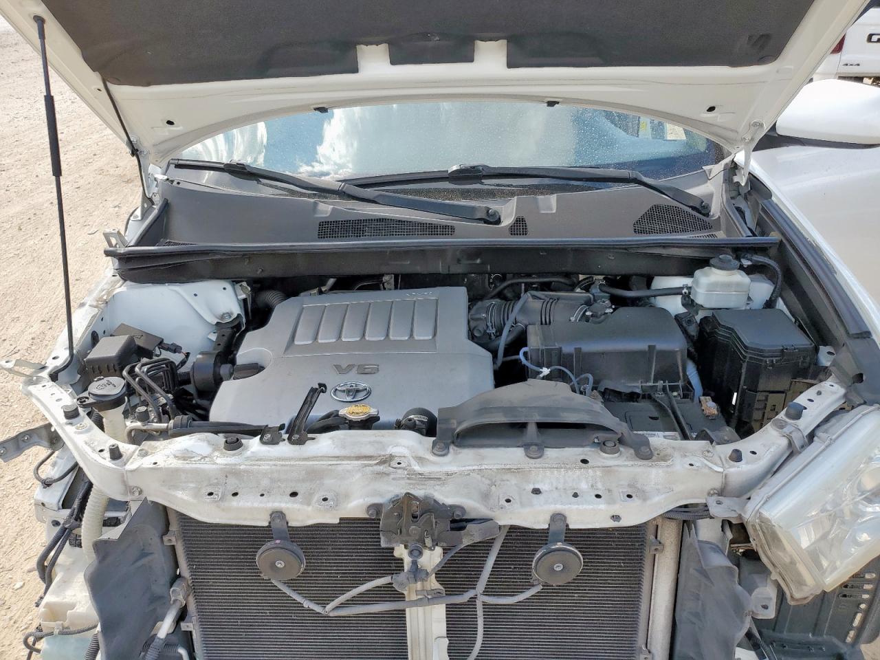 2011 Toyota Highlander Base VIN: 5TDZK3EHXBS029975 Lot: 85879775