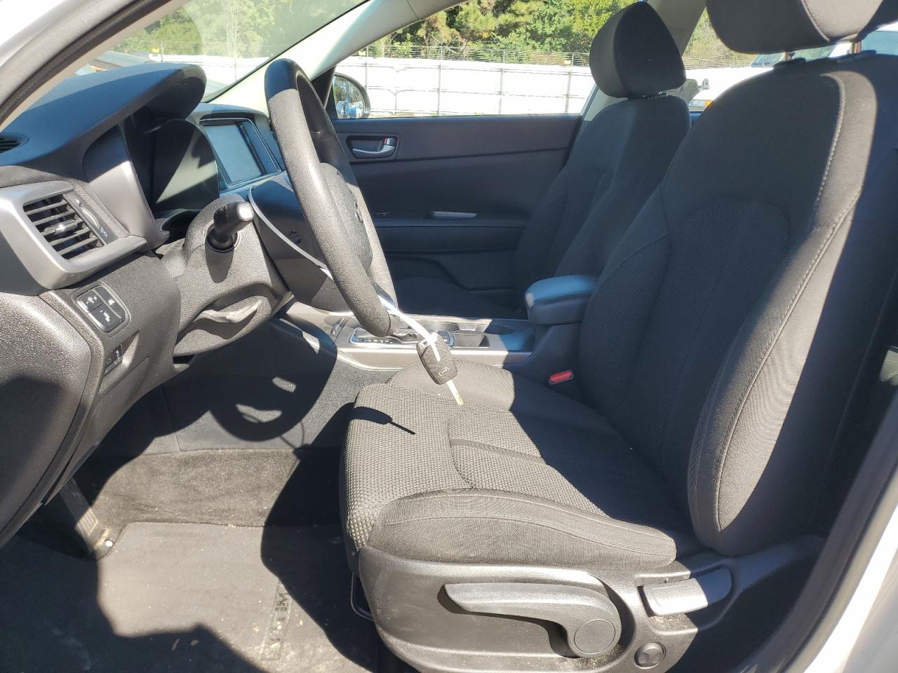 2019 Kia Optima Lx VIN: 5XXGT4L32KG342277 Lot: 82458315
