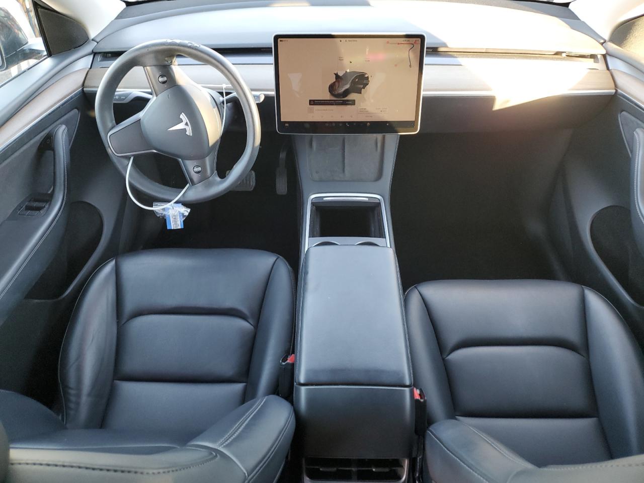 2023 Tesla Model Y VIN: 7SAYGDEE7PF587693 Lot: 85411995