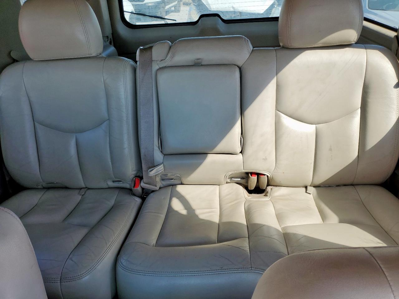 2003 Chevrolet Tahoe K1500 VIN: 1GNEK13Z63R126872 Lot: 85562125