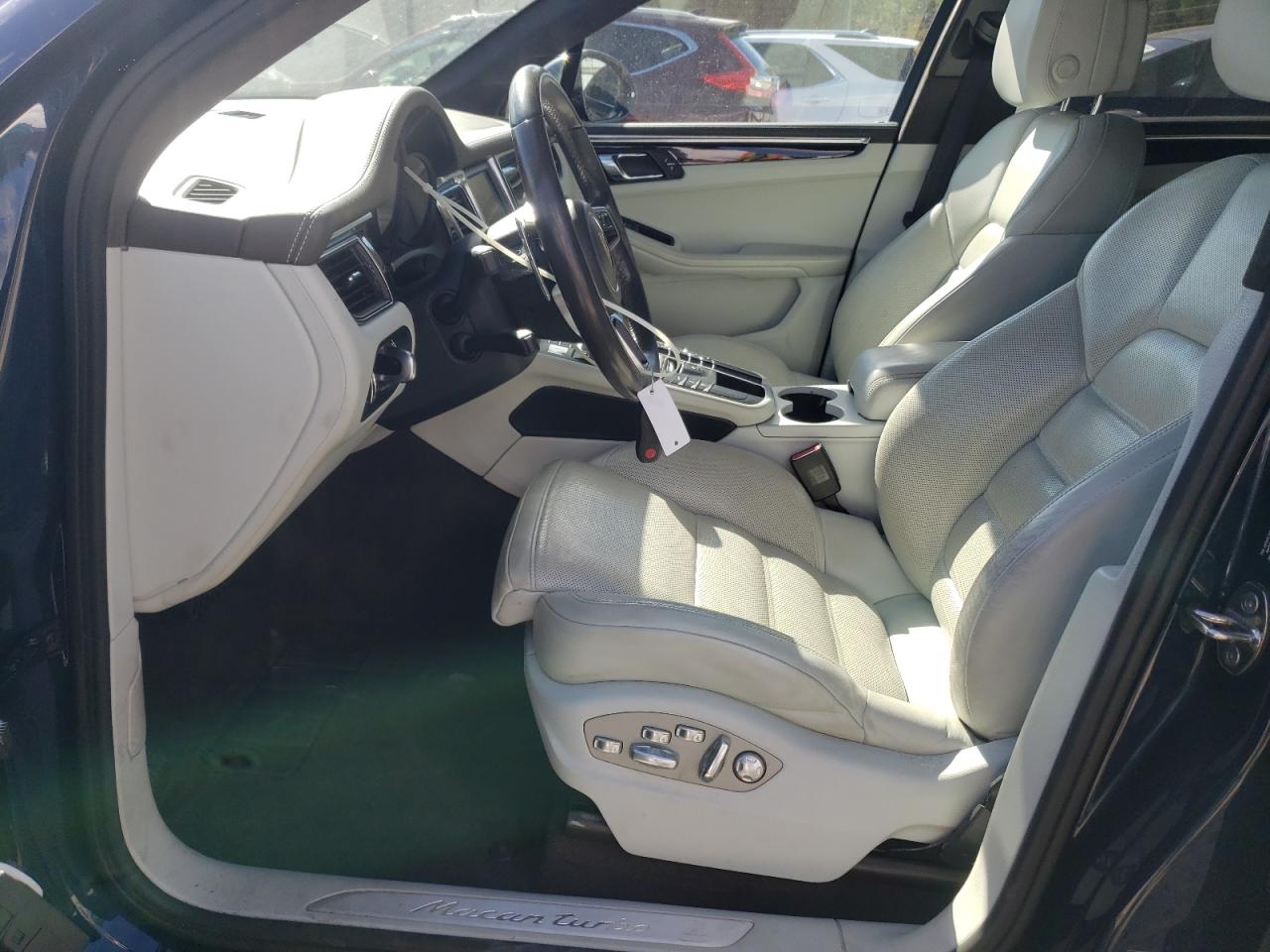 2016 Porsche Macan Turbo VIN: WP1AF2A51GLB93503 Lot: 82655155