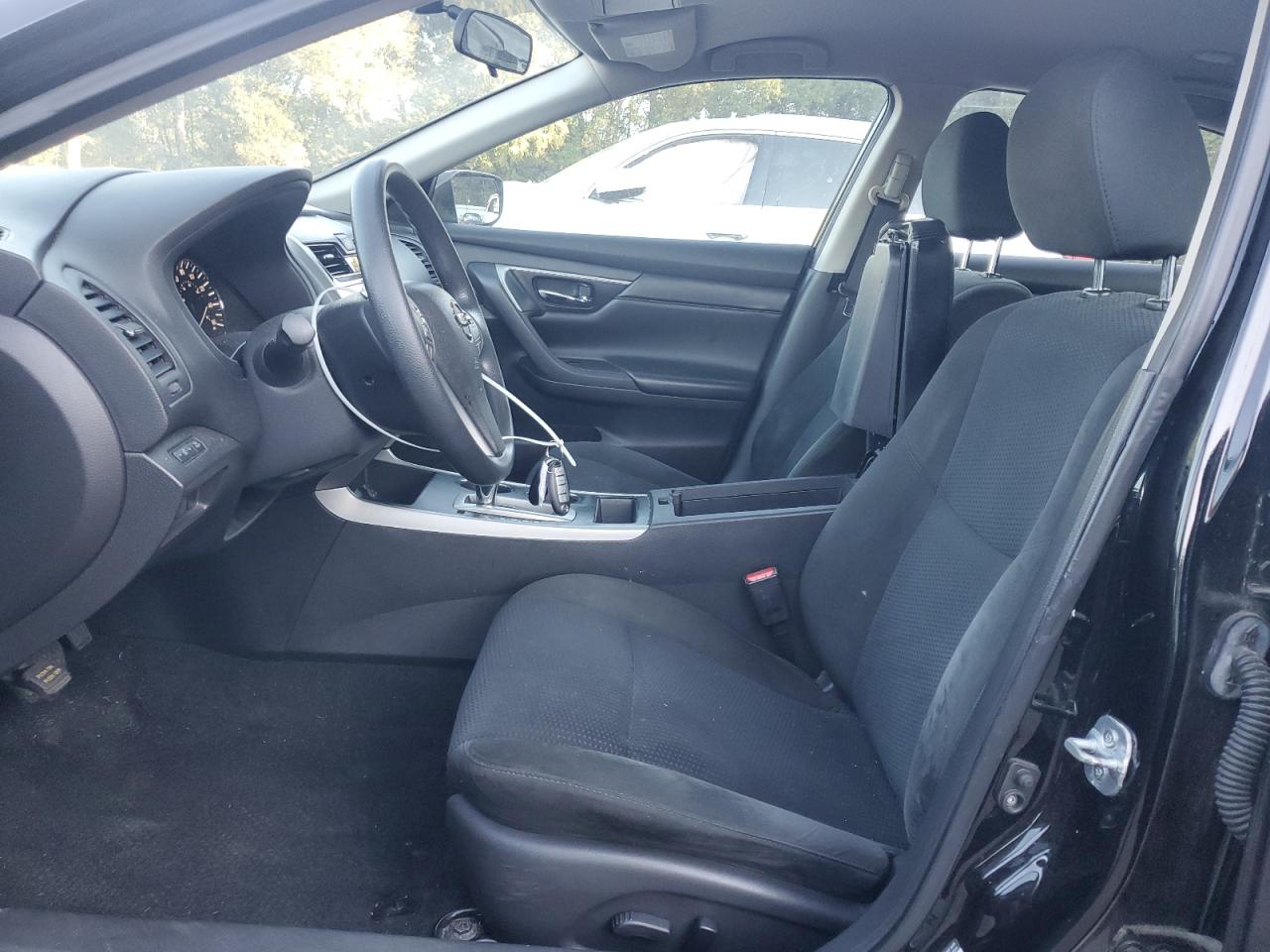 2015 Nissan Altima 2.5 VIN: 1N4AL3AP0FN921614 Lot: 86297625