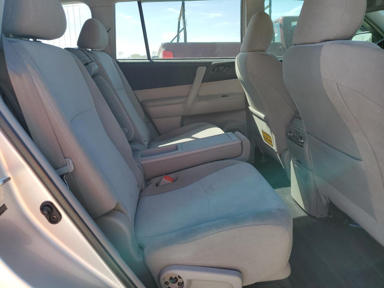 2013 Toyota Highlander Base VIN: 5TDBK3EH2DS250149 Lot: 85198555