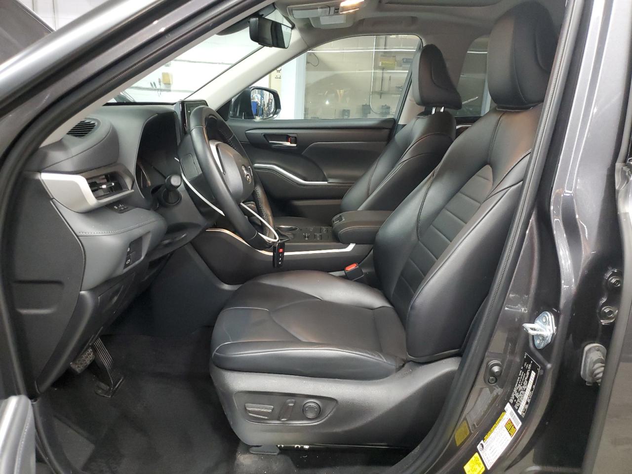 2022 Toyota Highlander Xle VIN: 5TDGZRBH2NS240716 Lot: 81997245