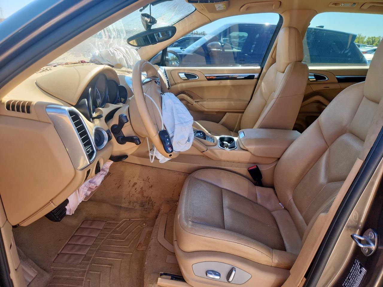 2011 Porsche Cayenne VIN: WP1AA2A21BLA04670 Lot: 90525985