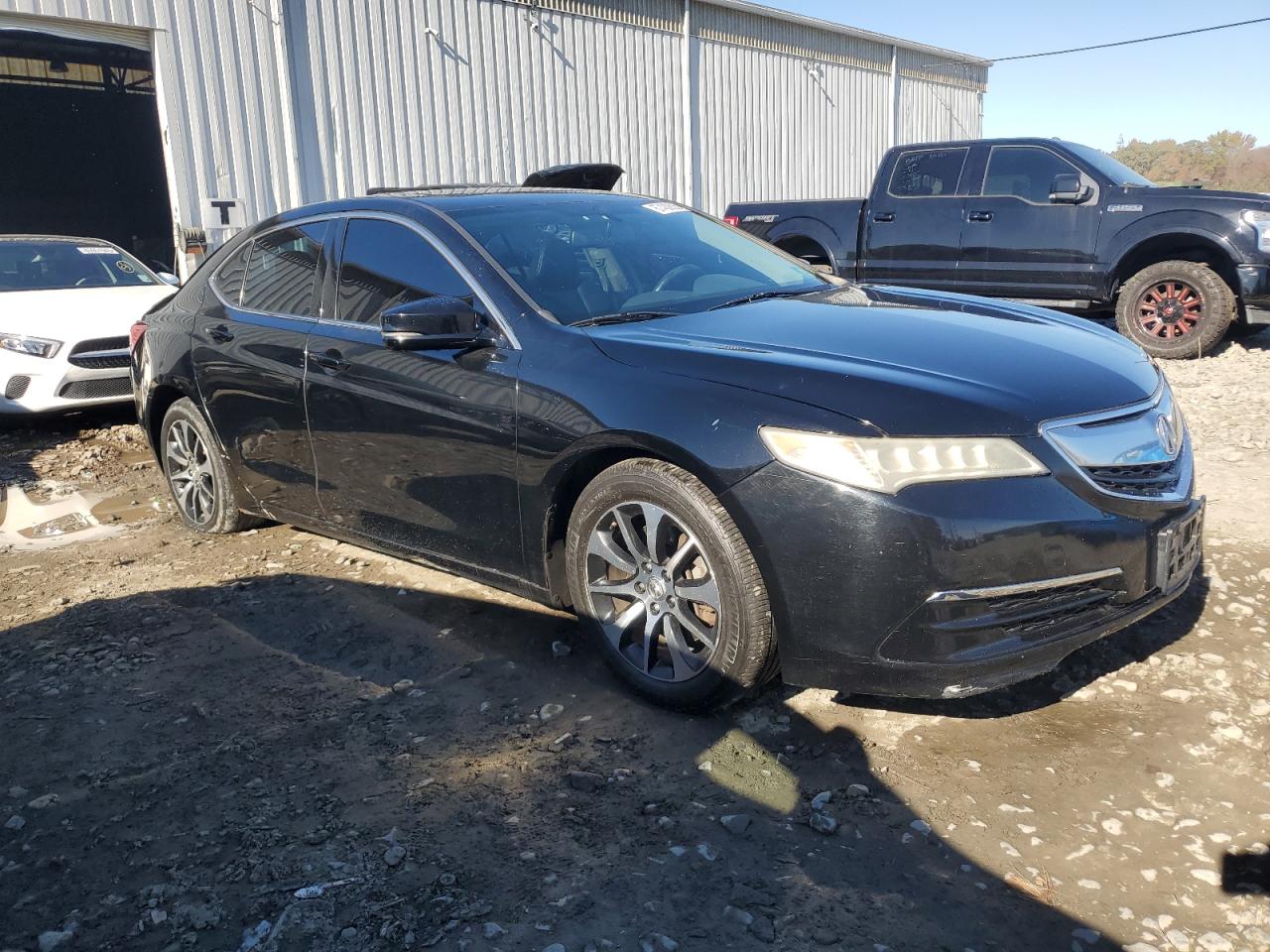 Фото: 19UUB1F38HA000922