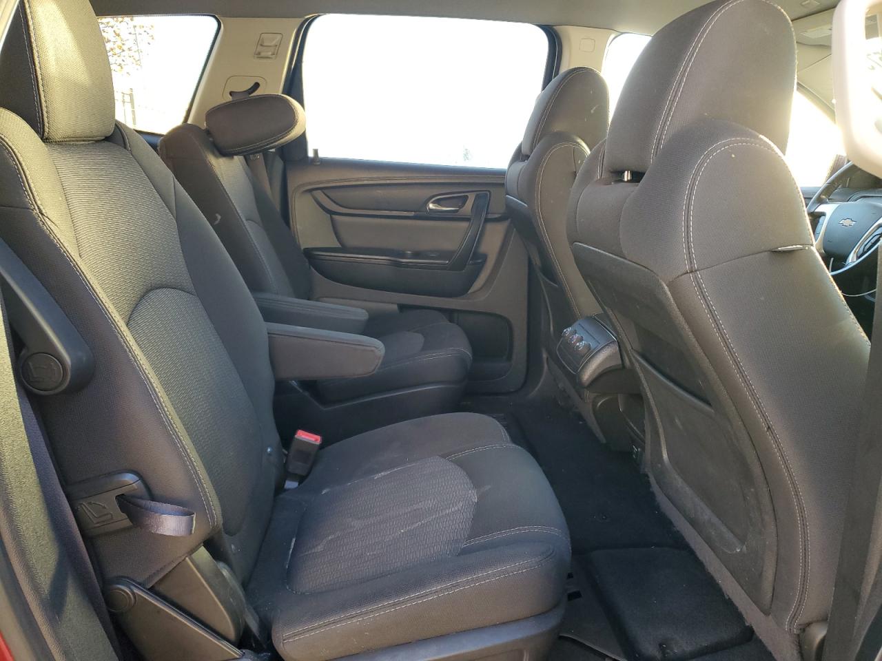 2015 Chevrolet Traverse Lt VIN: 1GNKRGKD5FJ245815 Lot: 85744575