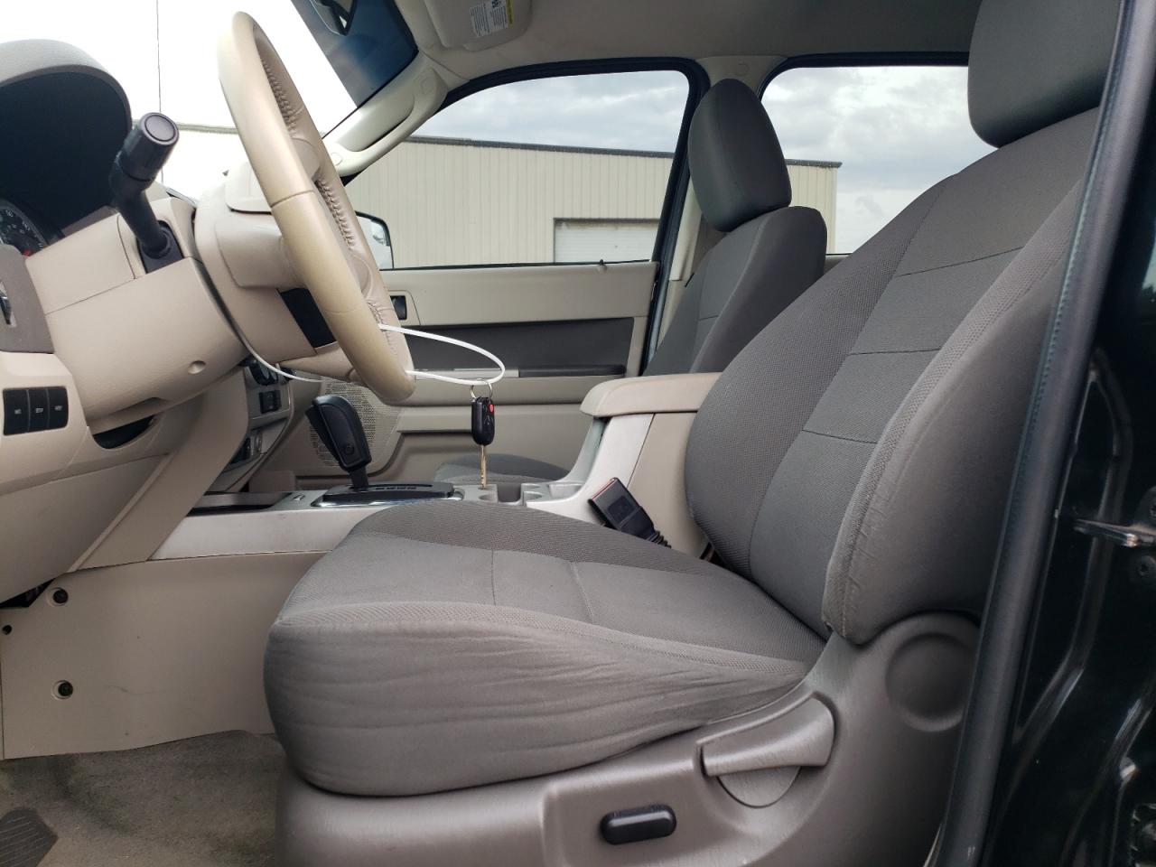 2010 Ford Escape Xlt VIN: 1FMCU0D74AKB28591 Lot: 85745475