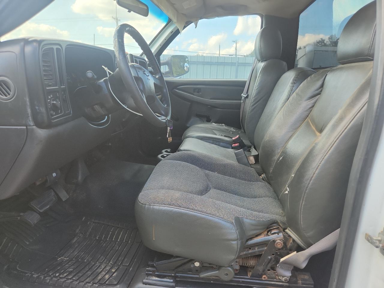 2006 Chevrolet Silverado C2500 Heavy Duty VIN: 1GCHC24U36E156029 Lot: 87388295