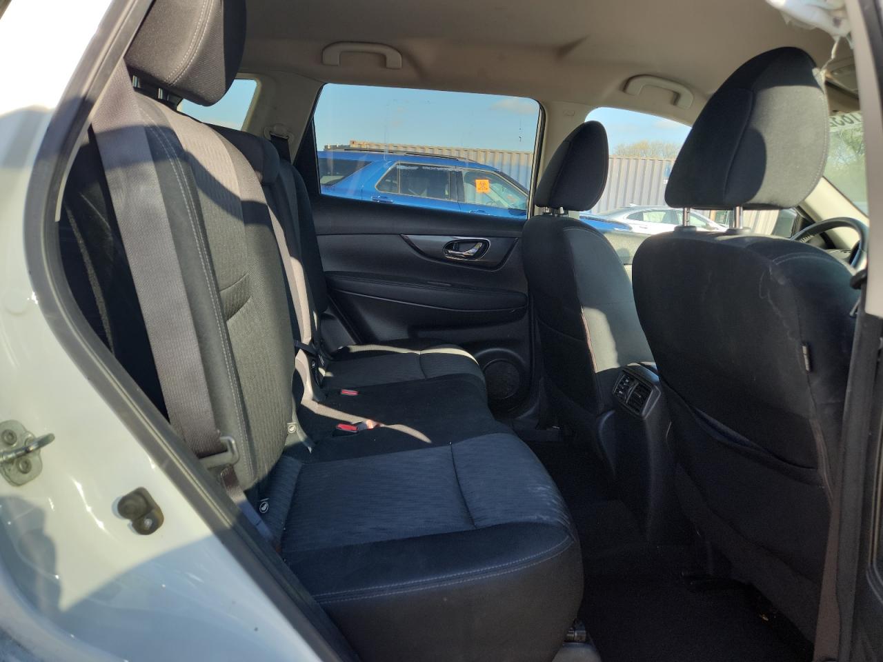 2017 Nissan Rogue S VIN: KNMAT2MV7HP580038 Lot: 80183275