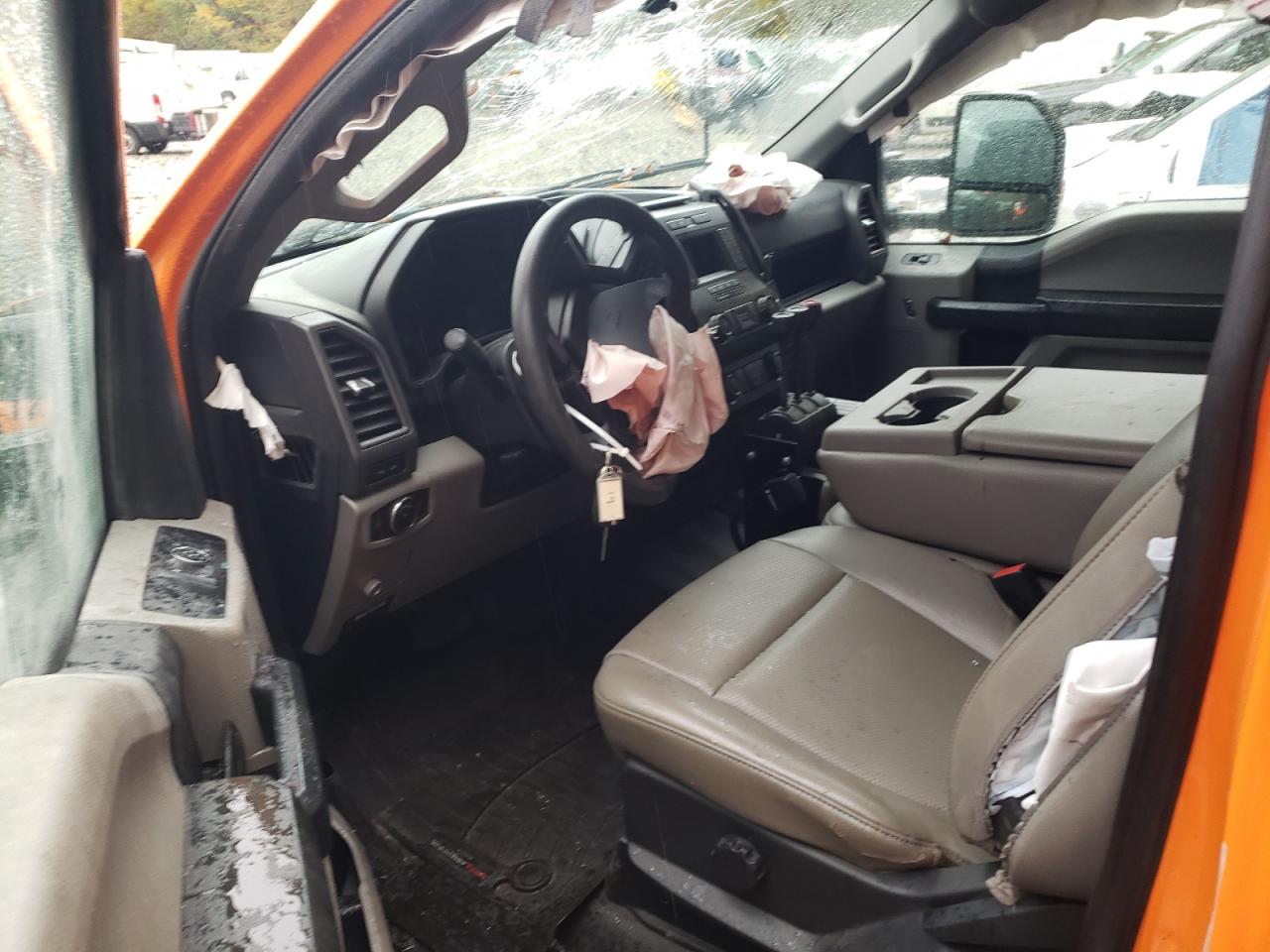 2022 Ford F550 Super Duty VIN: 1FDUF5HT7NEE26625 Lot: 85535285