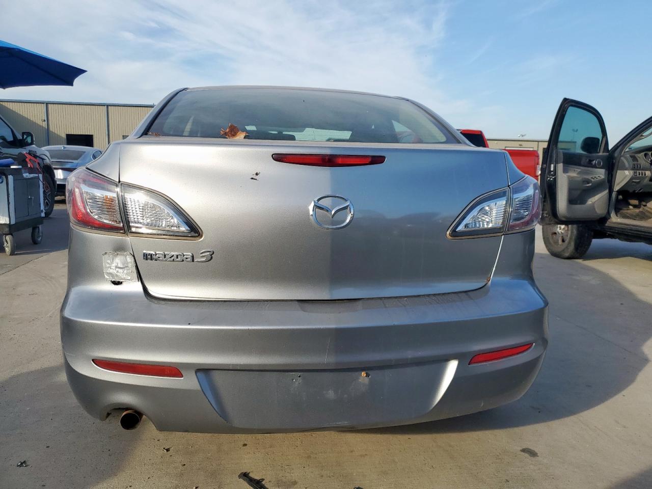 2012 Mazda 3 I VIN: JM1BL1UG2C1567886 Lot: 85701715