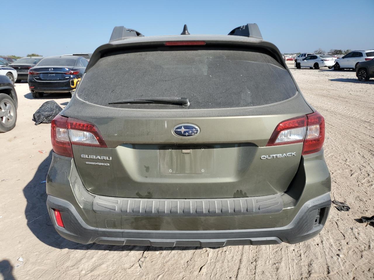 2018 Subaru Outback 2.5I Premium VIN: 4S4BSAHC3J3382348 Lot: 86822135