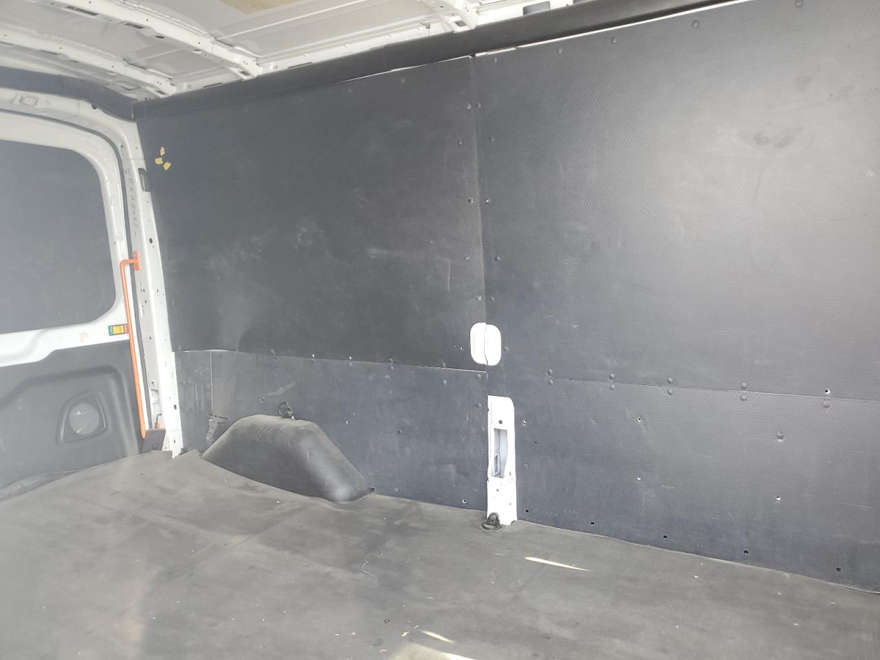 2019 Ford Transit T-150 VIN: 1FTYE2CM4KKB69413 Lot: 81824285