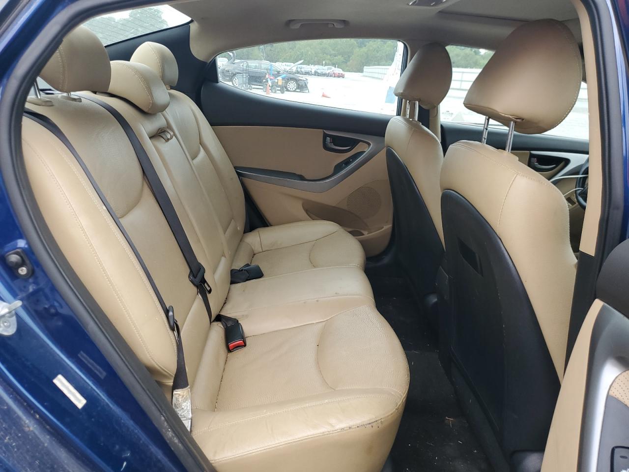 2013 Hyundai Elantra Gls VIN: KMHDH4AE8DU608693 Lot: 81942325