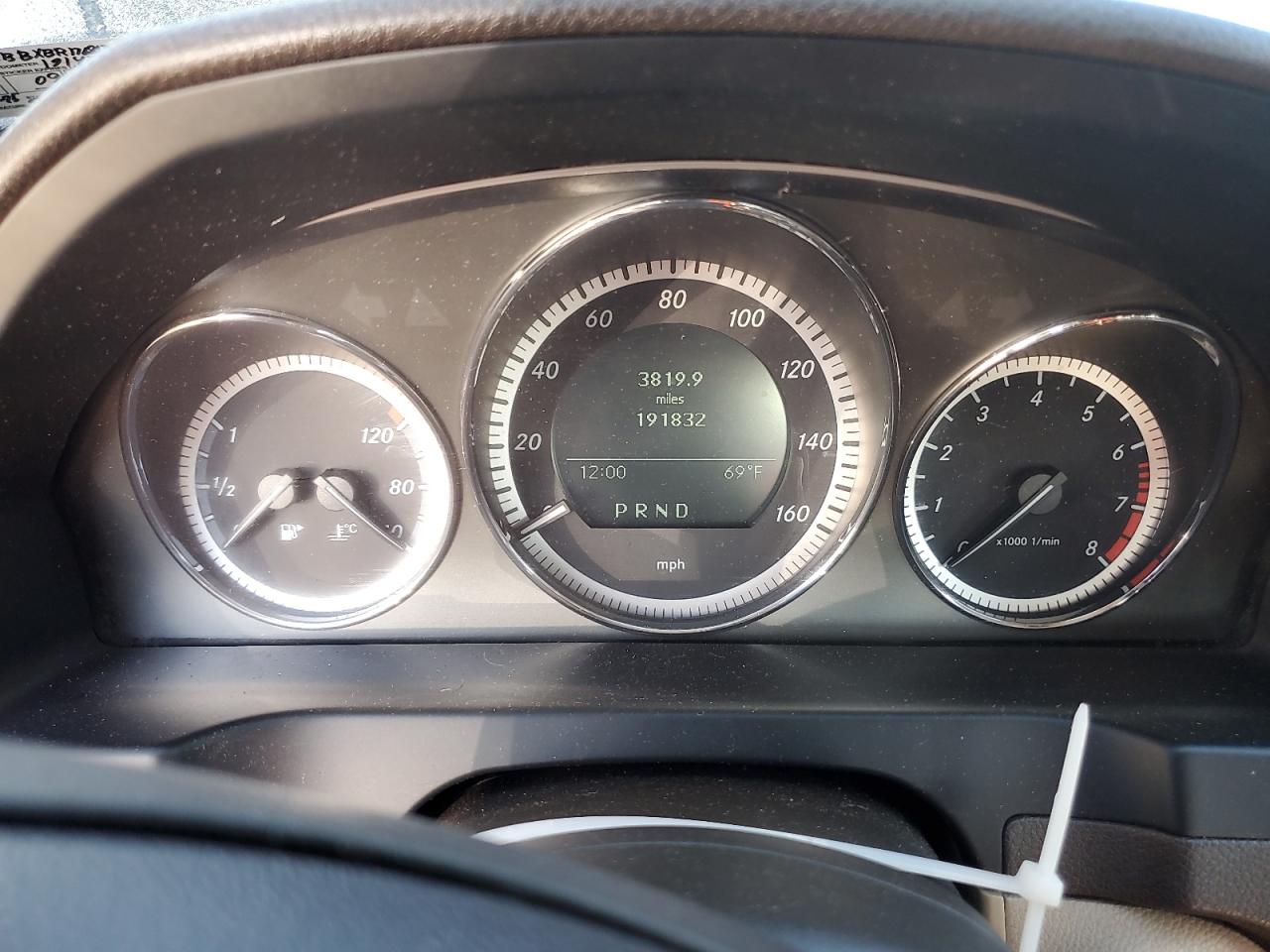 2011 Mercedes-Benz C 300 4Matic VIN: WDDGF8BBXBR176813 Lot: 82221885