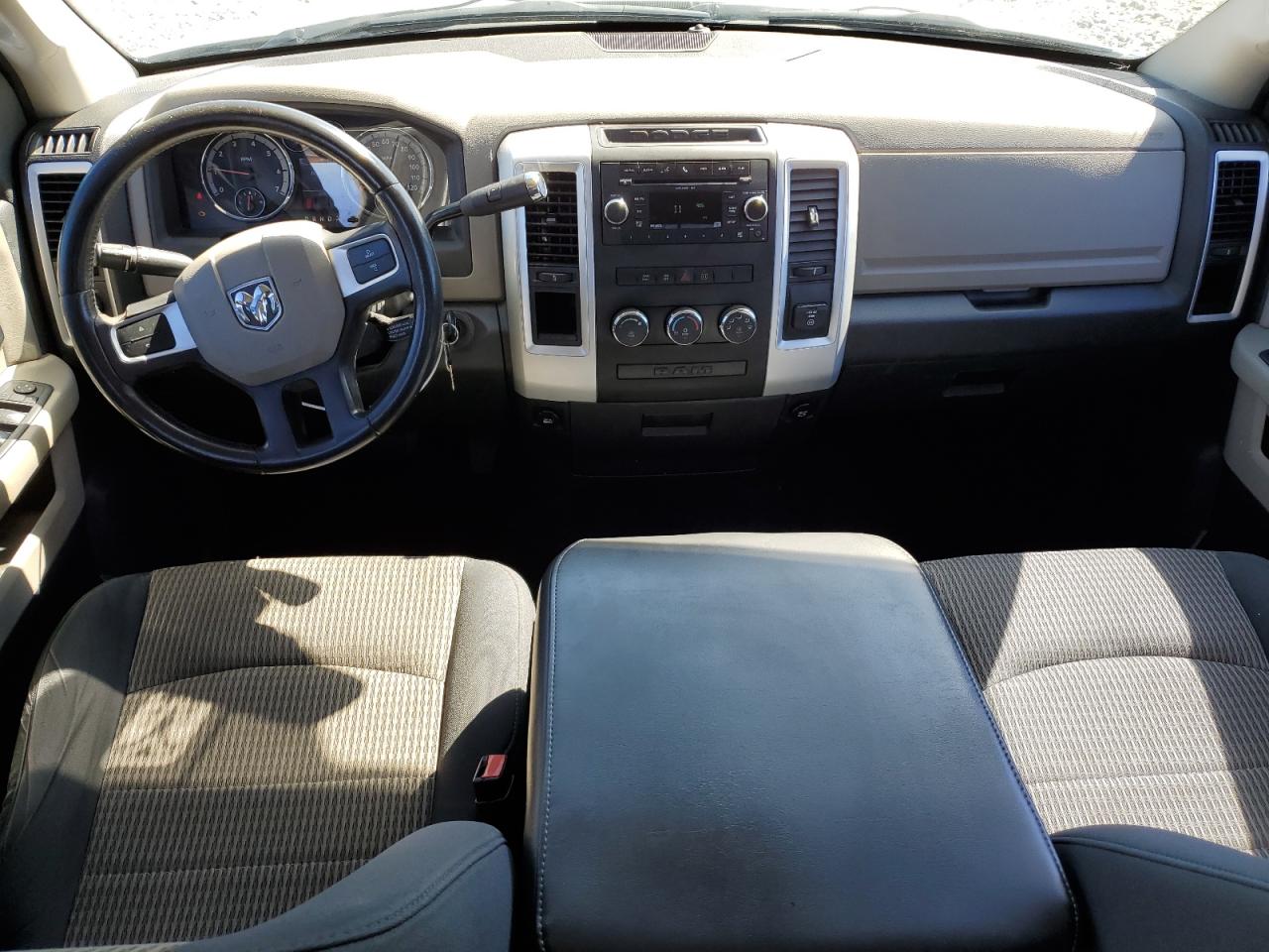 2010 Dodge Ram 1500 VIN: 1D7RB1CT2AS120942 Lot: 84904935